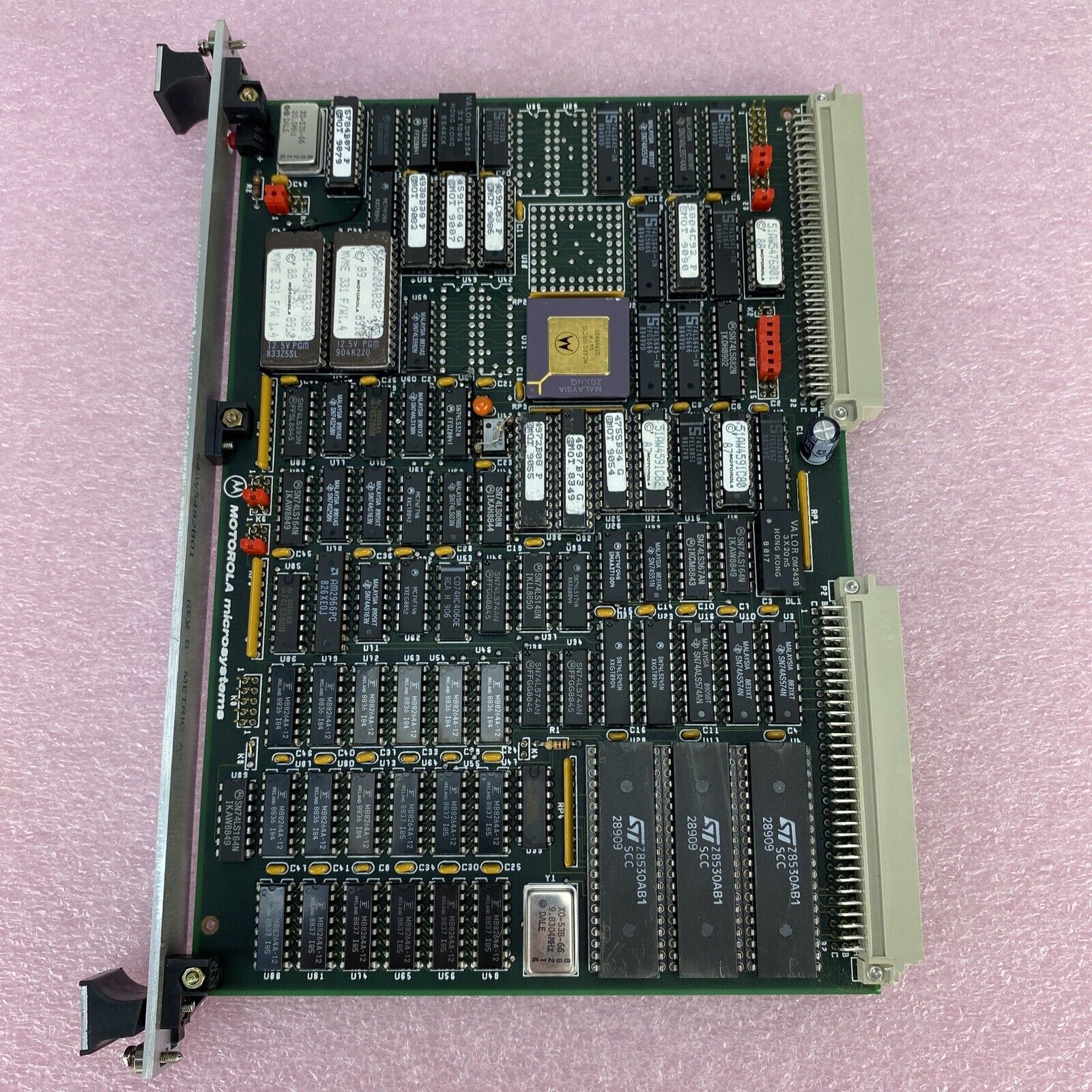 Motorola MVME 331 Controller Board 01-W3503B