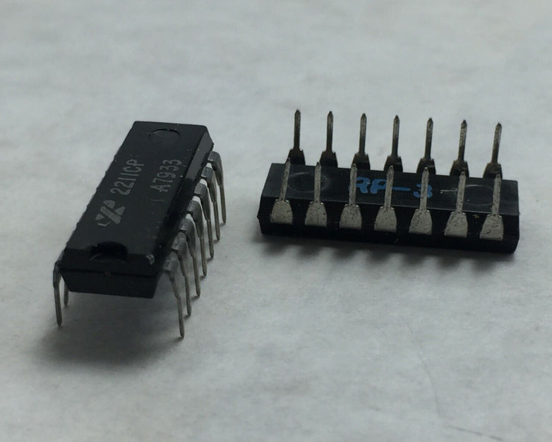 Exar 2211CP 14 Pin Dip  Lot of 8