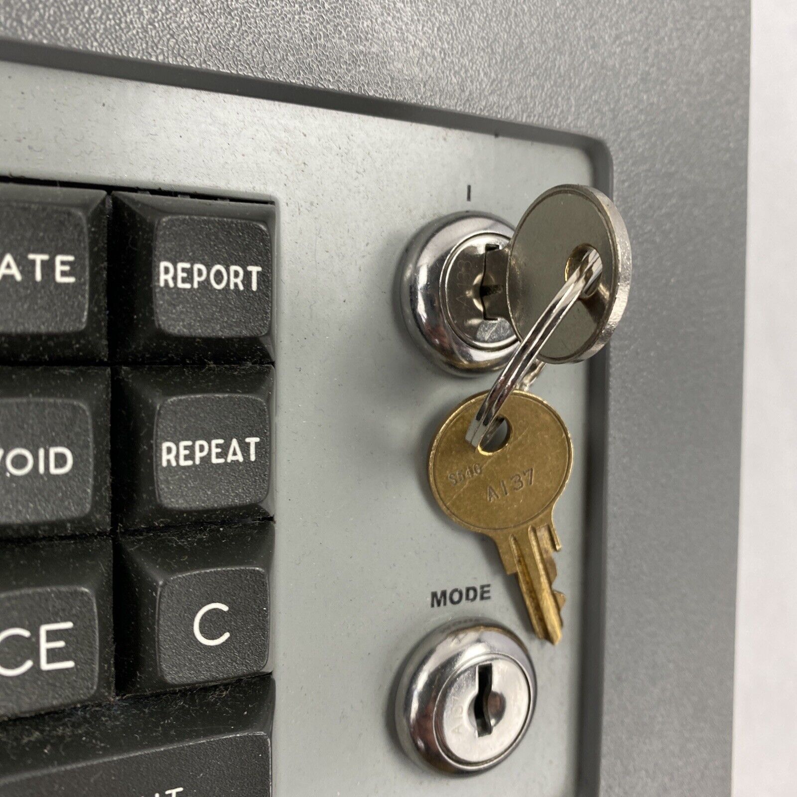 Hedman HE-1600 Check Signer KEYS Only A133 + A137