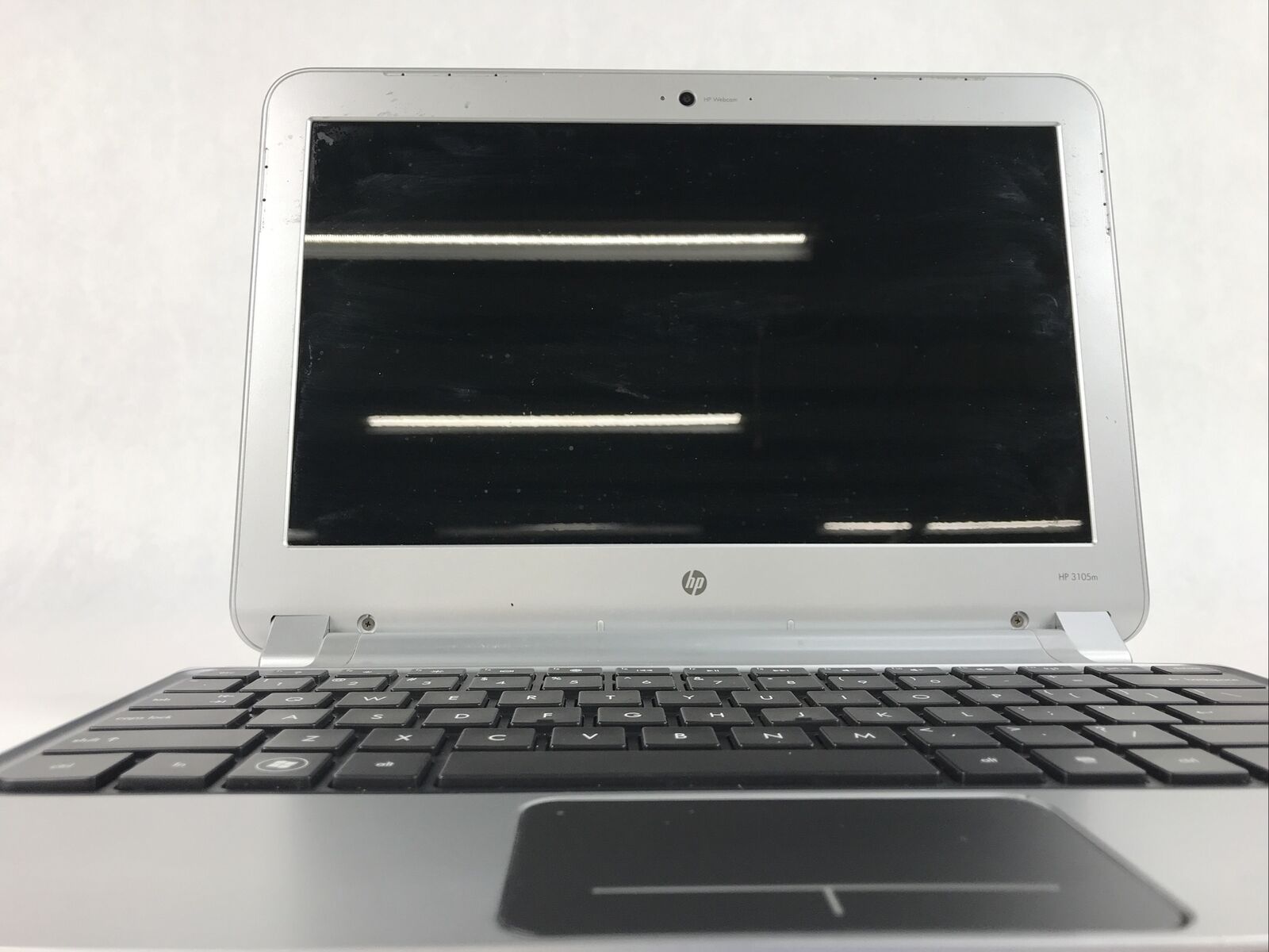 HP 3115M 11.6" Laptop - AMD E-300 @1.30GHz - 2GB RAM - NO OS NO HDD