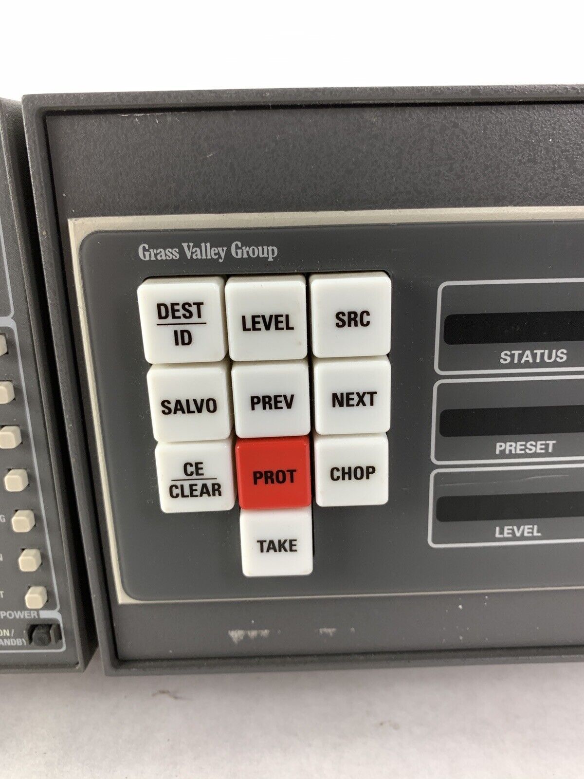 Tektronix 1750A Waveform Vector Monitor Power Tested for Parts and Repair