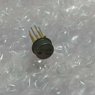 710CE Integrated Circuit Gold Pin  NOS