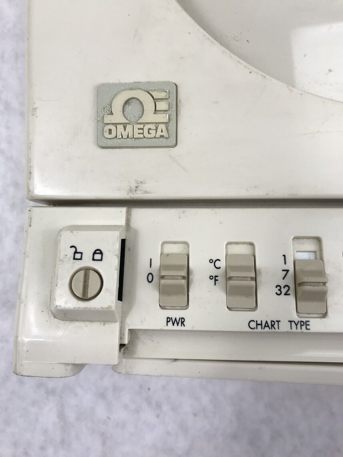 Omega CT485B-110V 3073416 Chart Recorder Temperature / Humidity