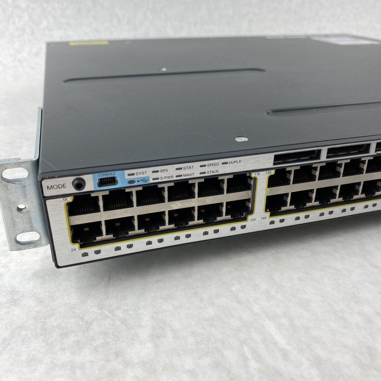 Cisco WS-C3750X-48T-S Catalyst Series 48-Port Gigabit Switch with 2 PSU