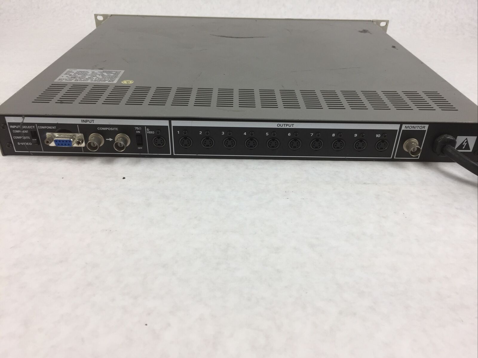Panasonic Video Distributor AG-DA700