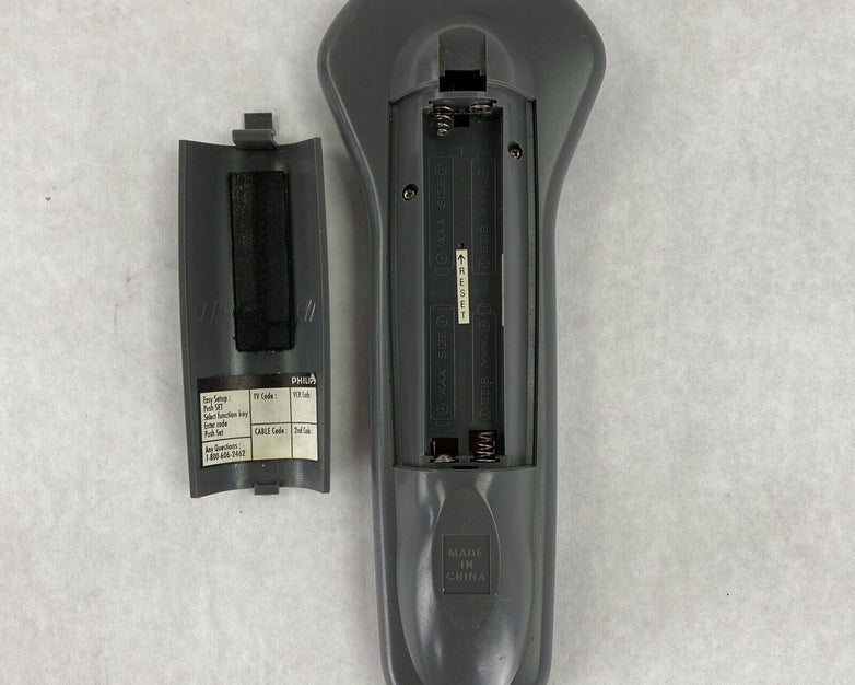 Magnavox 0335246 2-9511 Universal Video VCR TV Remote Control TESTED