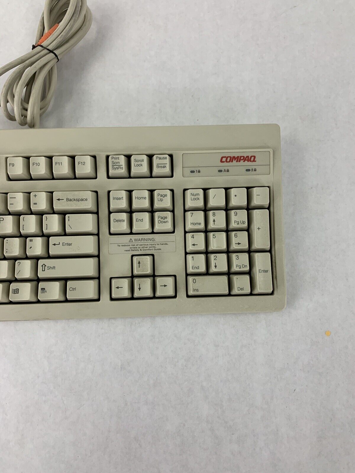 Vintage Compaq 235212-101 RT6656TW Computer Keyboard Tested
