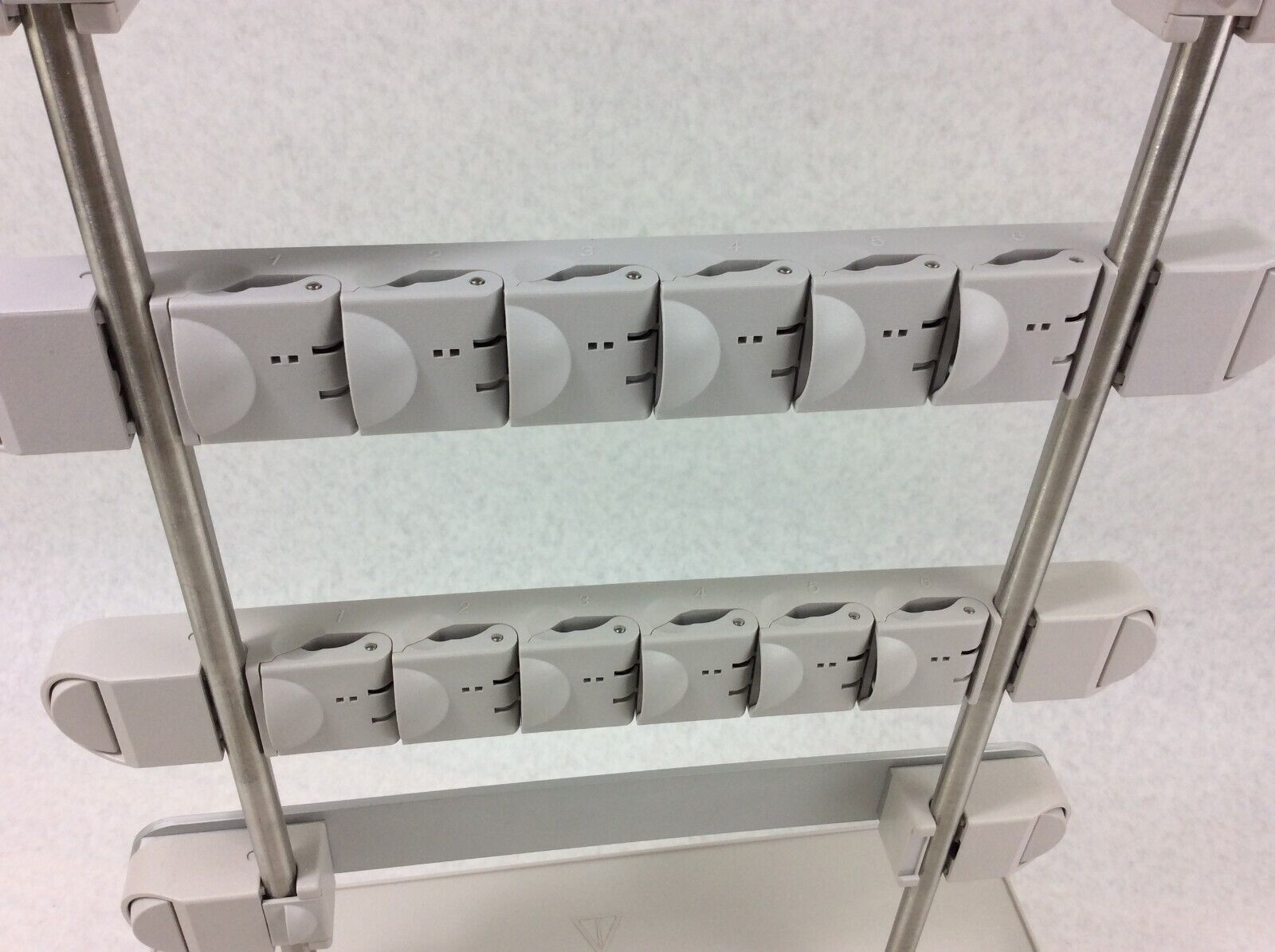 Agilent 1100 Manual Injector and Column Organizer G1383A 5042-6423 White
