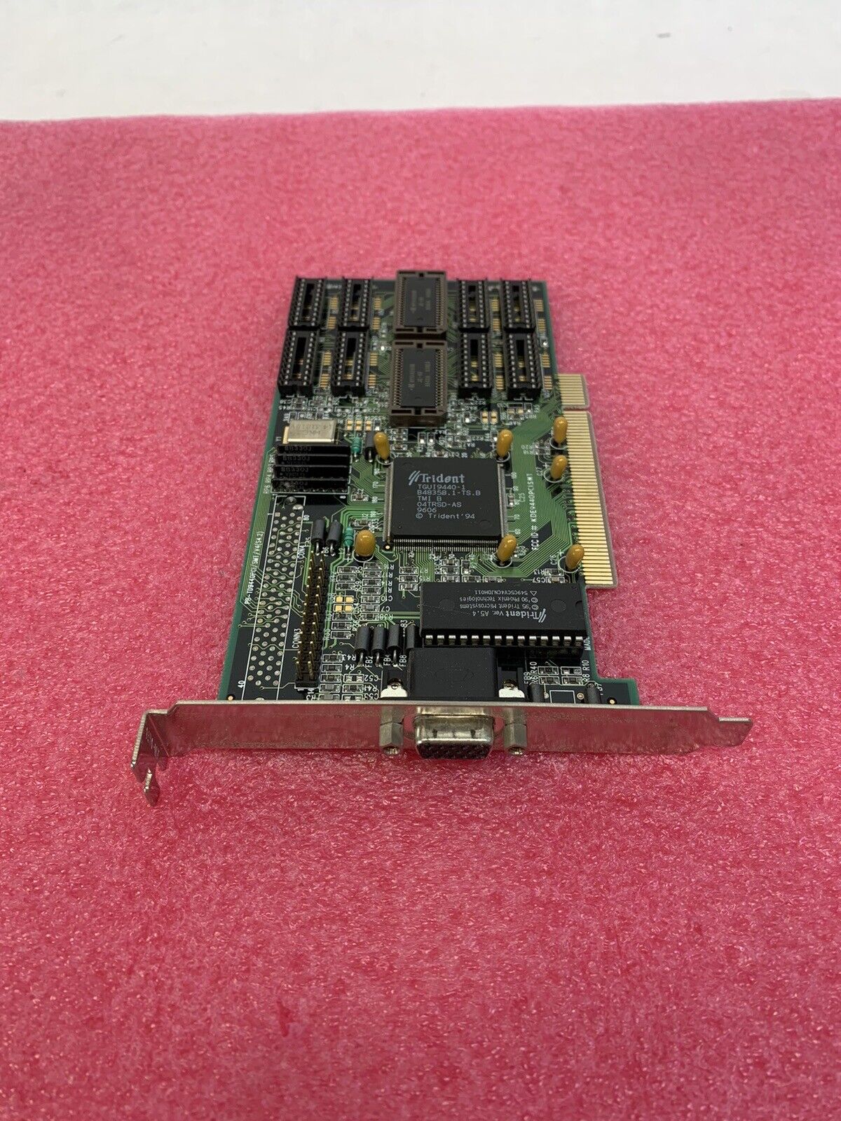 Trident TGUI9440-1 1MB PCI Video Card