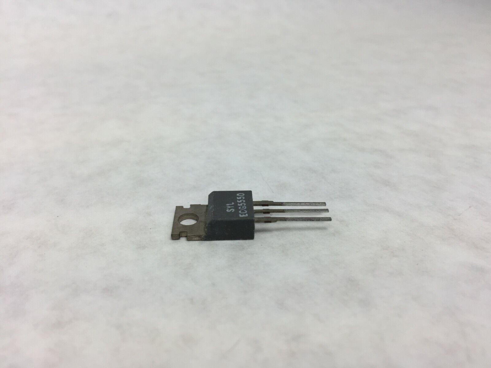 Sylvania ECG5550 Integrated Circuit  Lot of 4  NOS