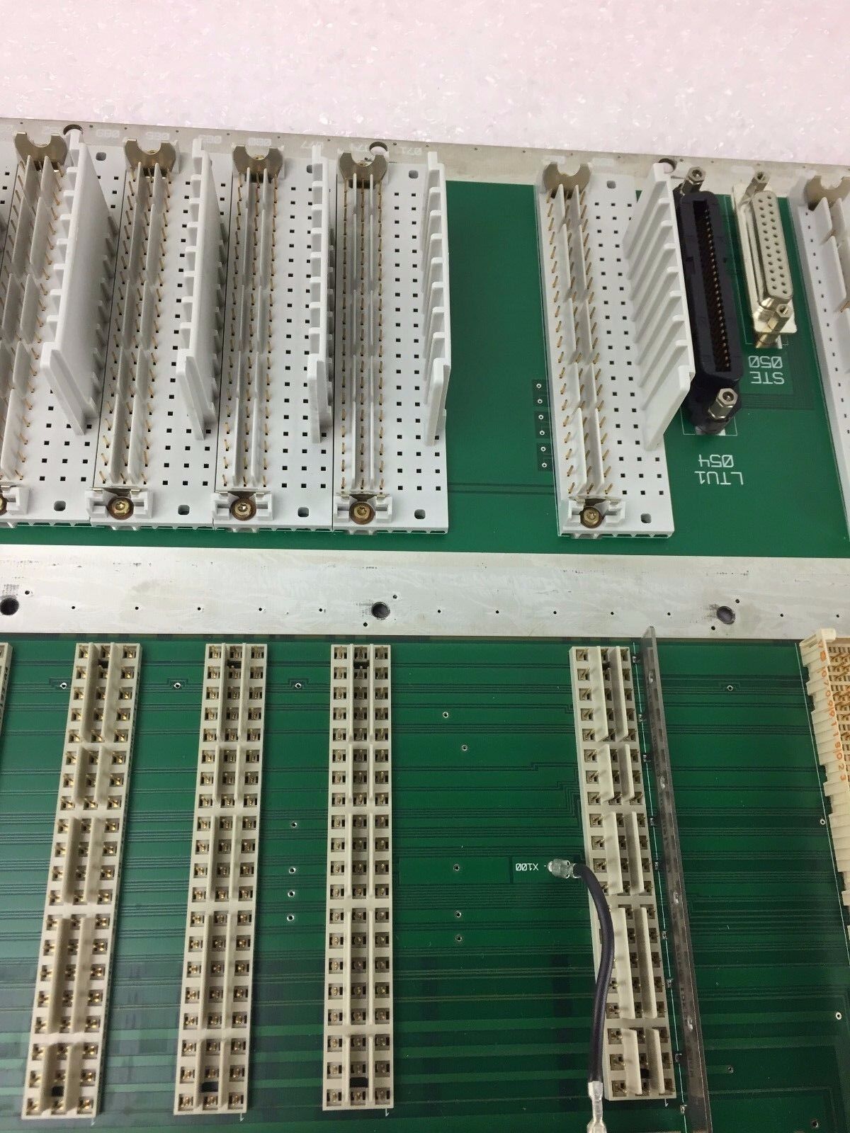 Siemens Hipath AP S30804-Q5354-X-100-4 W30804-q5354-88-1 Telecom Expansion Board