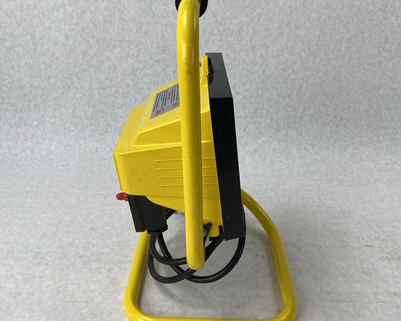 Unbranded E881598 L115212K3 500W Portable Halogen Work Light Lamp WORKS