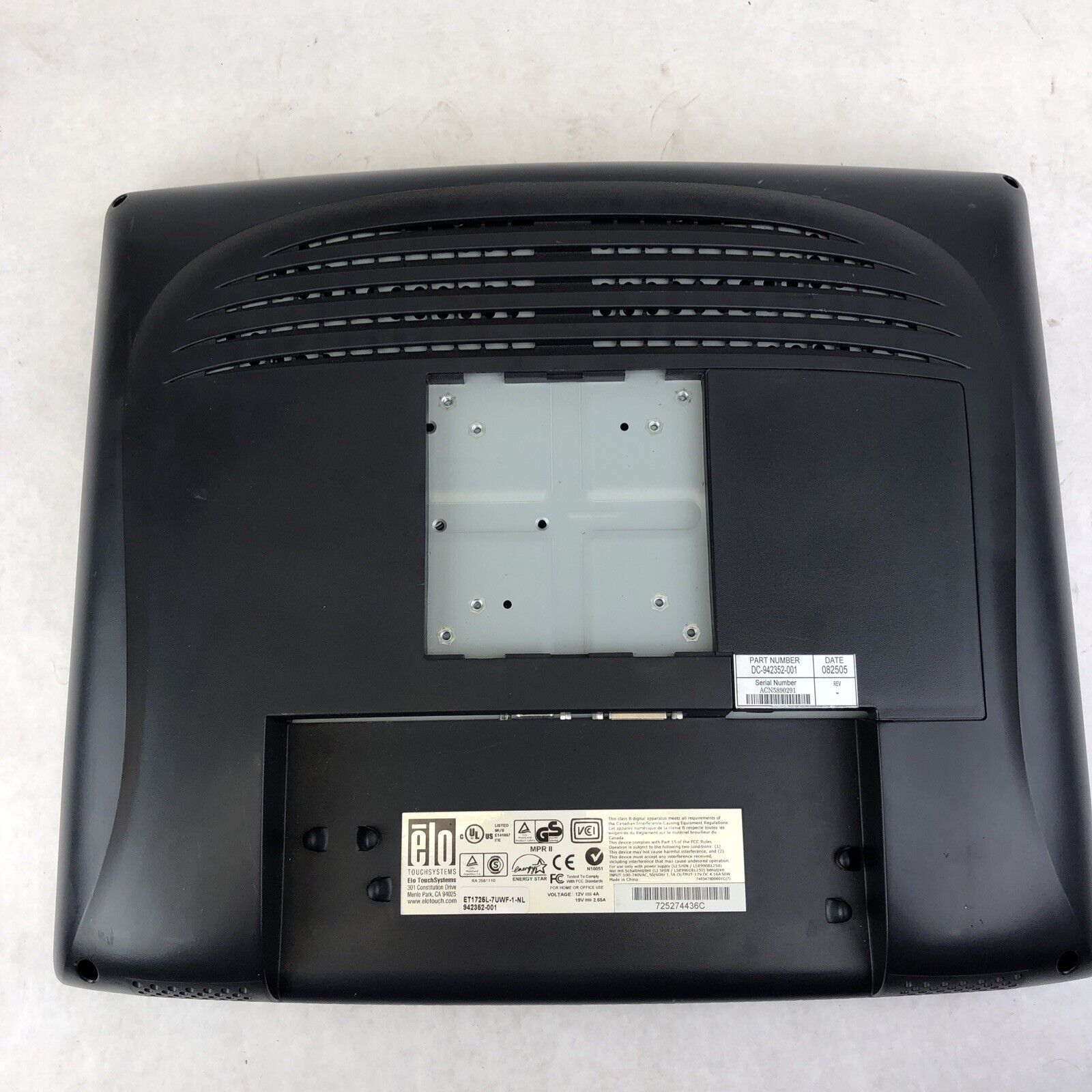 Elo TouchSystems ET1726L-7UWF-1-NL 13.3"Touchscreen Monitor