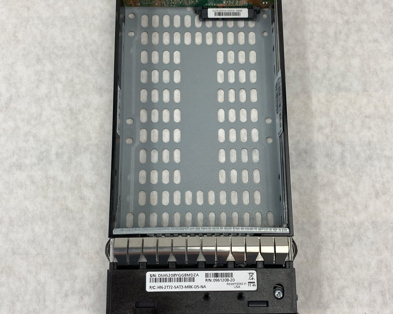 NetApp 0095673-10 SAS / SATA Hard Drive Caddy Tray 0961208-20 w/ Emulex Adapter