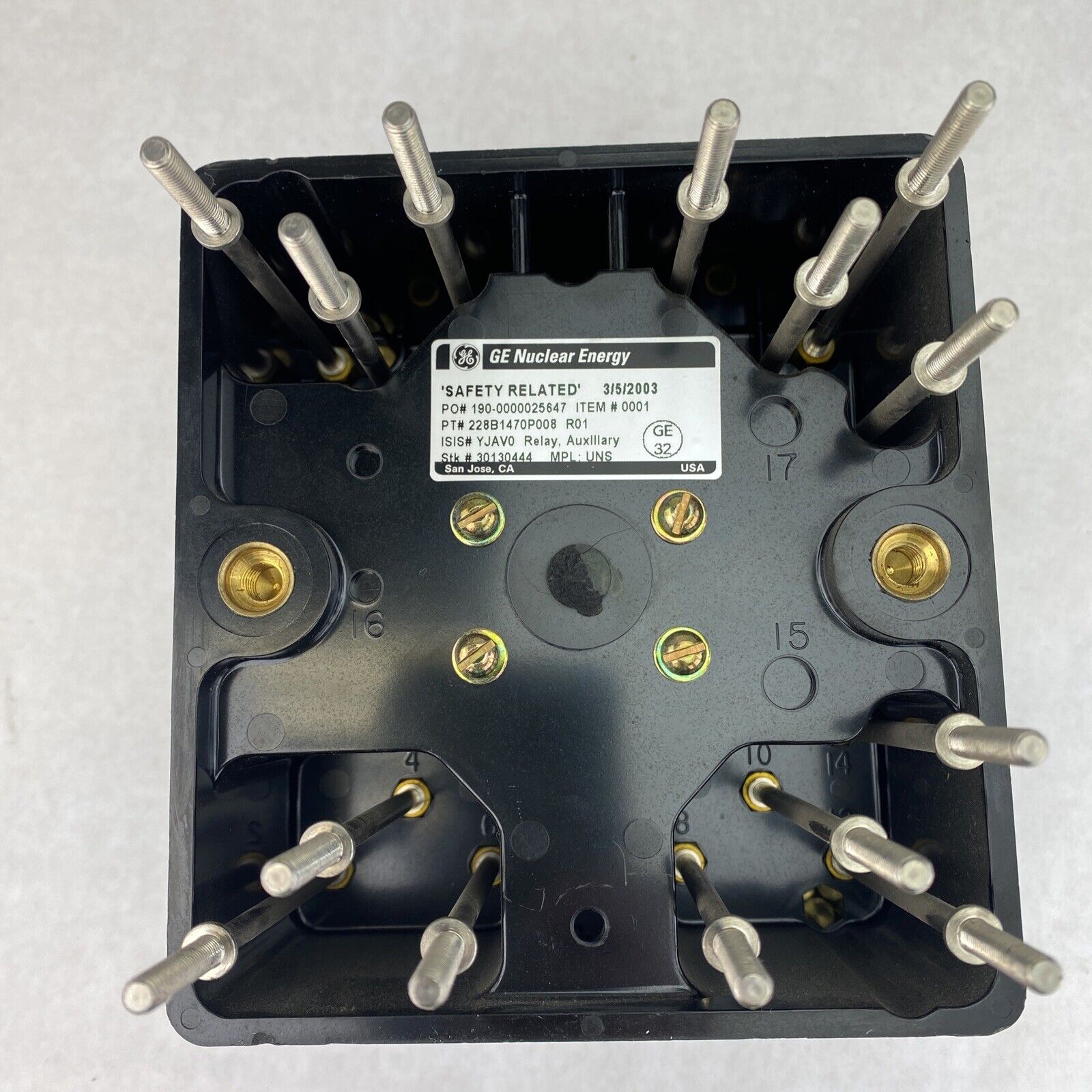 GE 12HFA151A2F Type HFA 5.5x6" 250VDC auxiliary relay MISSING COVER