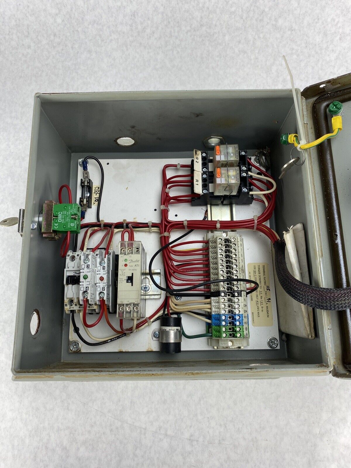 Blue Giant MTR 1160T 027-105 Truck Restraint 115V Control Panel 038-158 ES