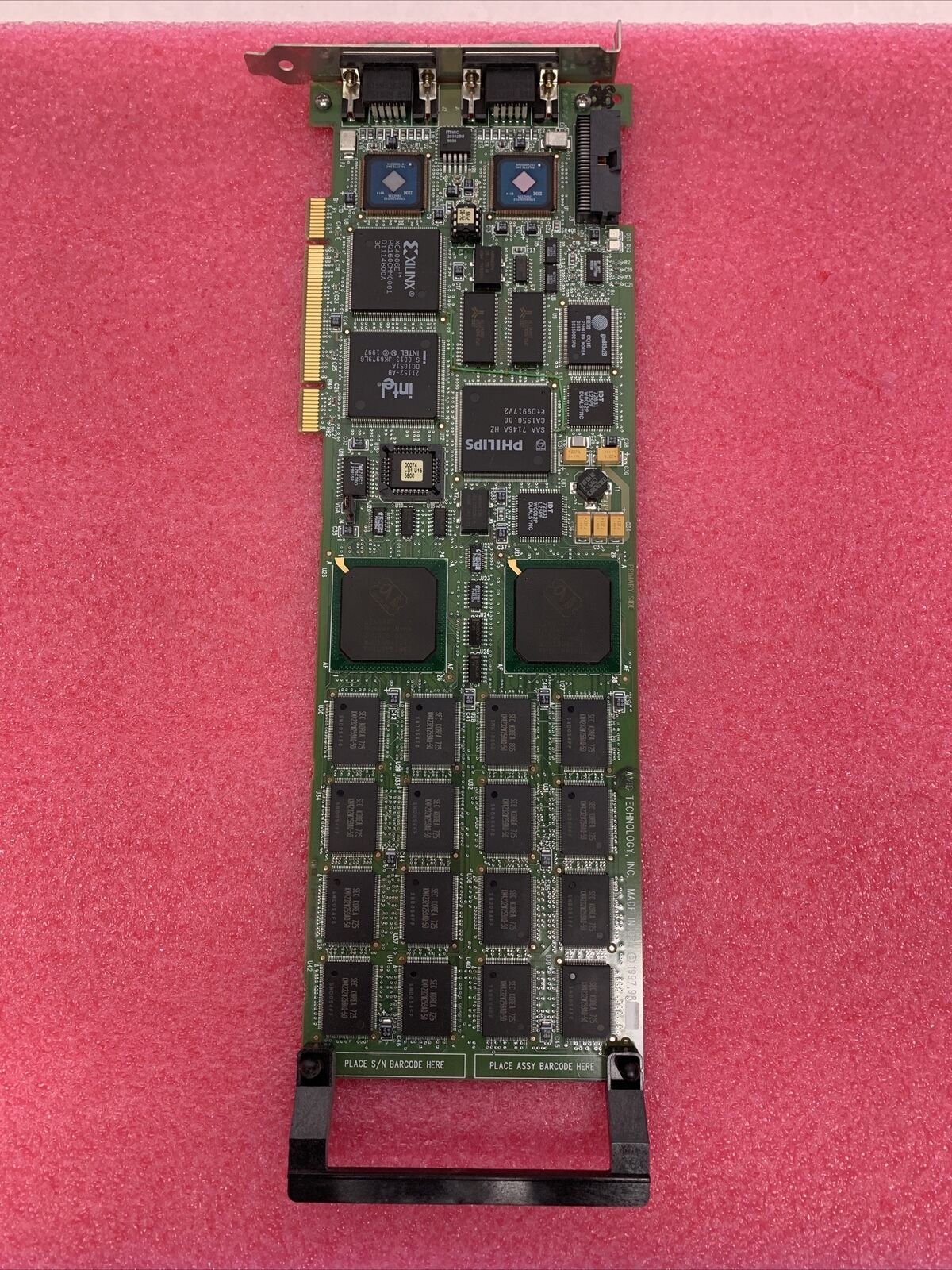 Avid Tech 30-00364-01 Dual VGA Display Adapter
