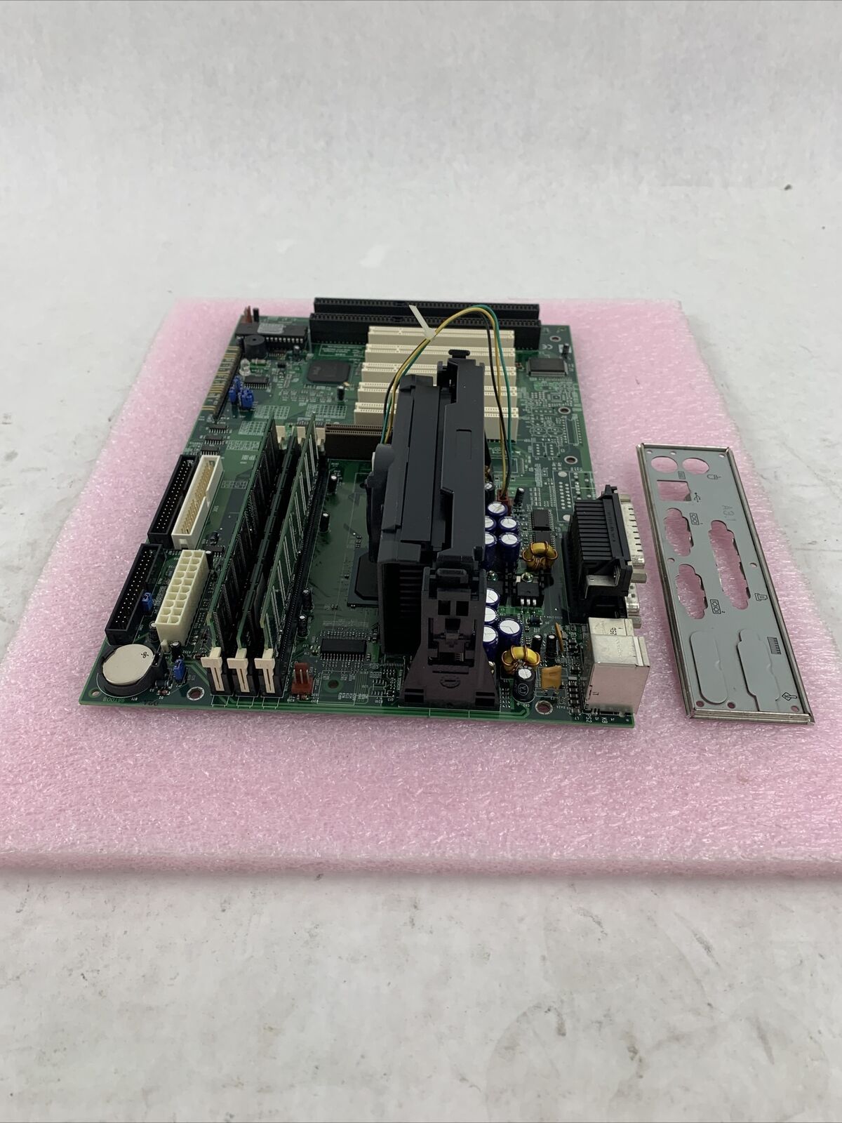 Tyan S1848 Motherboard Intel Pentium III 450MHz 416MB RAM 2x ISA w/ I/O Shield