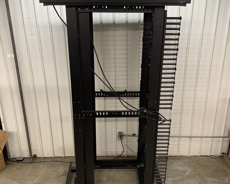 Siemen Vertipod Server Rack 45U Vp2-0AC111 Right Side No Panels