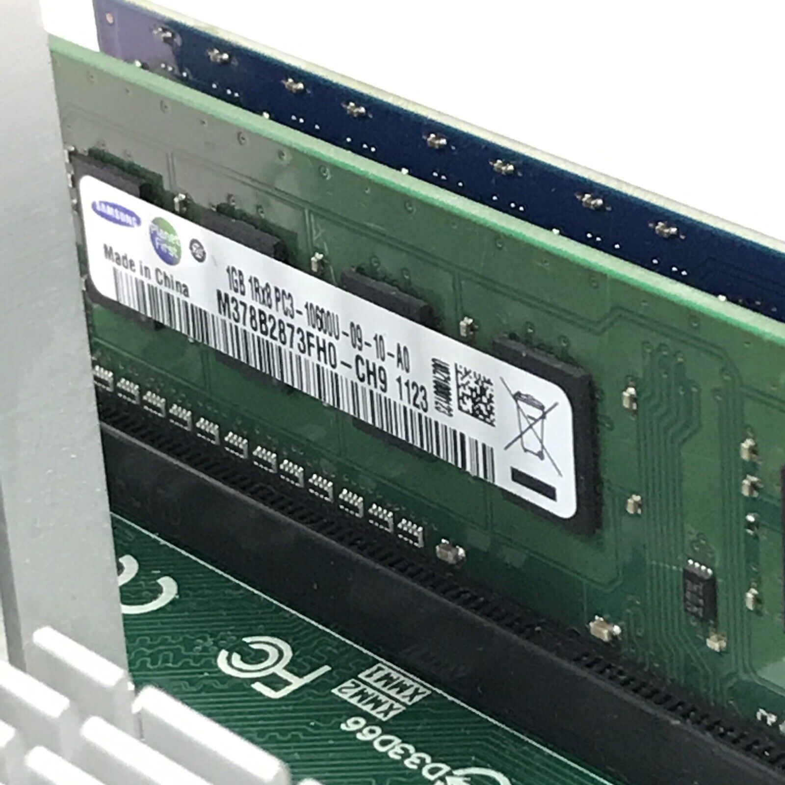 HP Compaq CQ2014 N14939 661109001 Motherboard 3GB DDR3 RAM