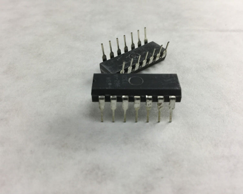 SW 962-M  Transistor  14 Pin Dip   Lot of 18  NEW