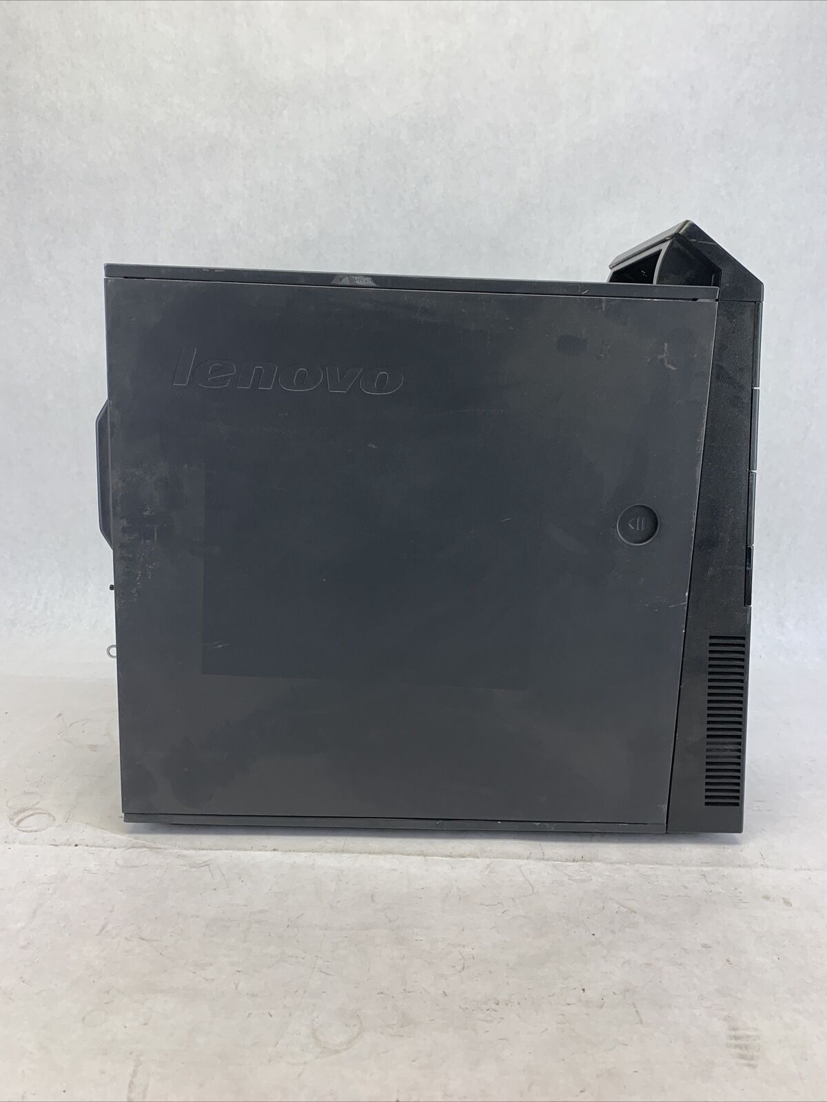 Lenovo ThinkCentre M83 MT Intel Core i7-4790 3.6GHz 4GB RAM No HDD No OS