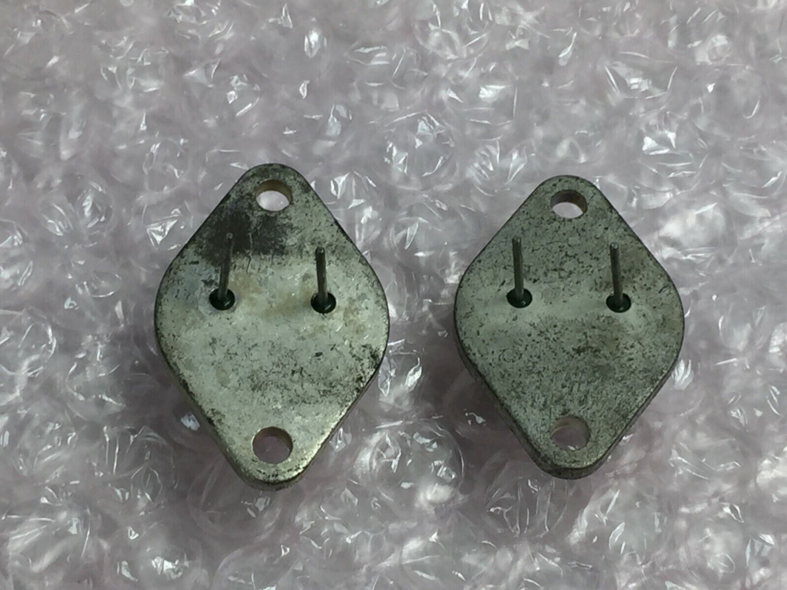 RCA 2N3668 Transistor   Lot of 2   NOS