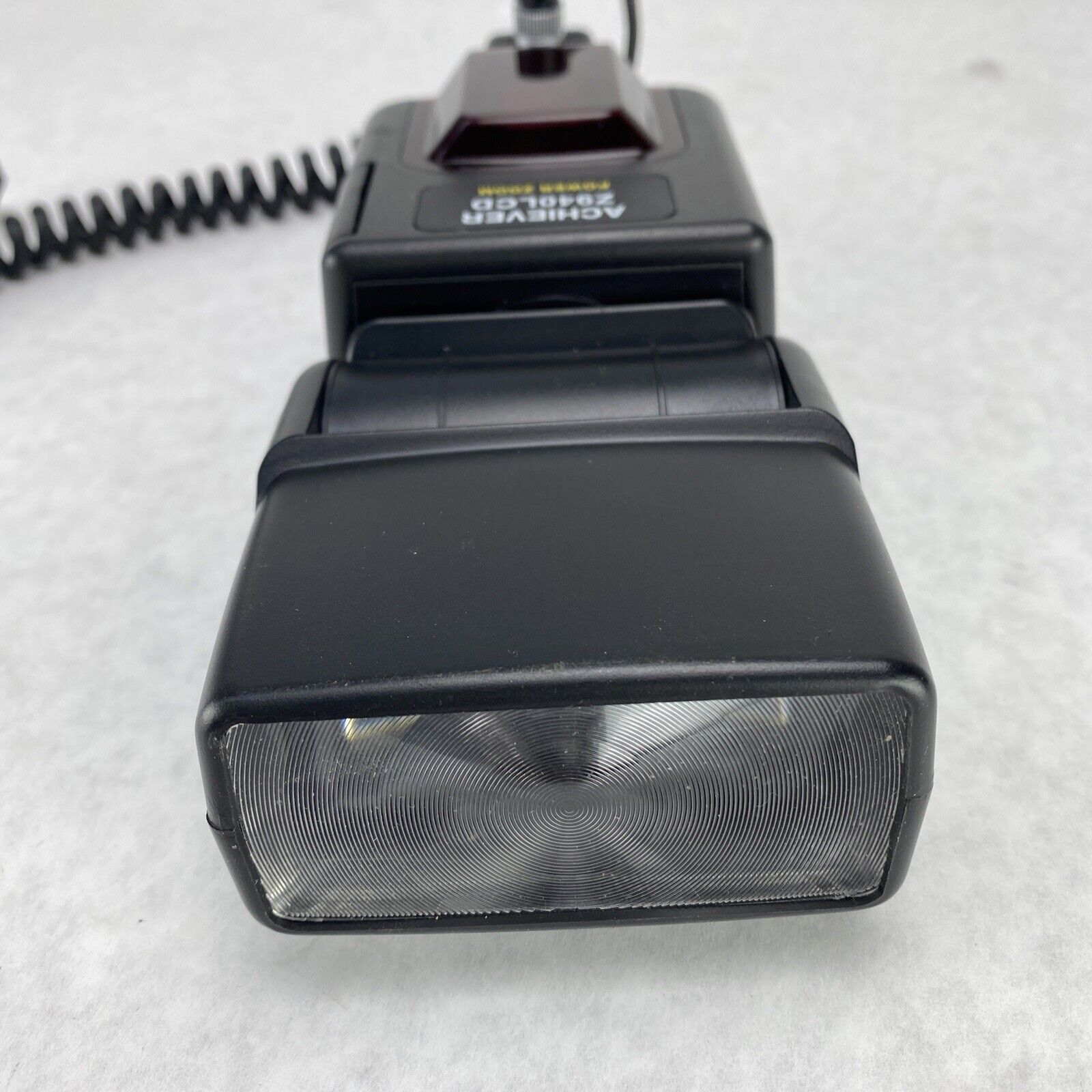Achiever Z940LCD Auto Focus Flash Hikon/Canon UNTESTED