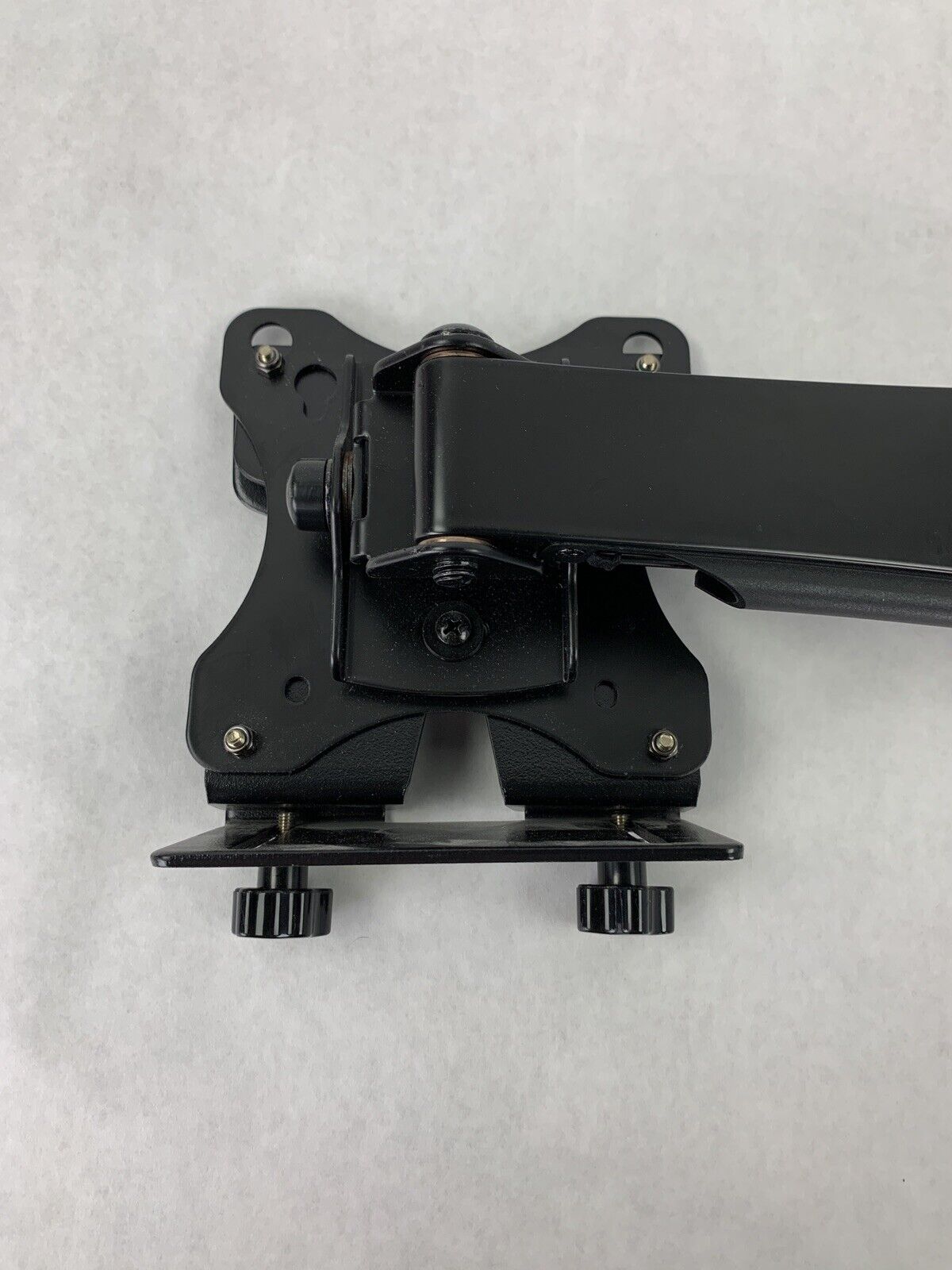 Ergotron 80-107-200 Mini PC Mount w/ Peerless Arm and Wall Mount No Screws