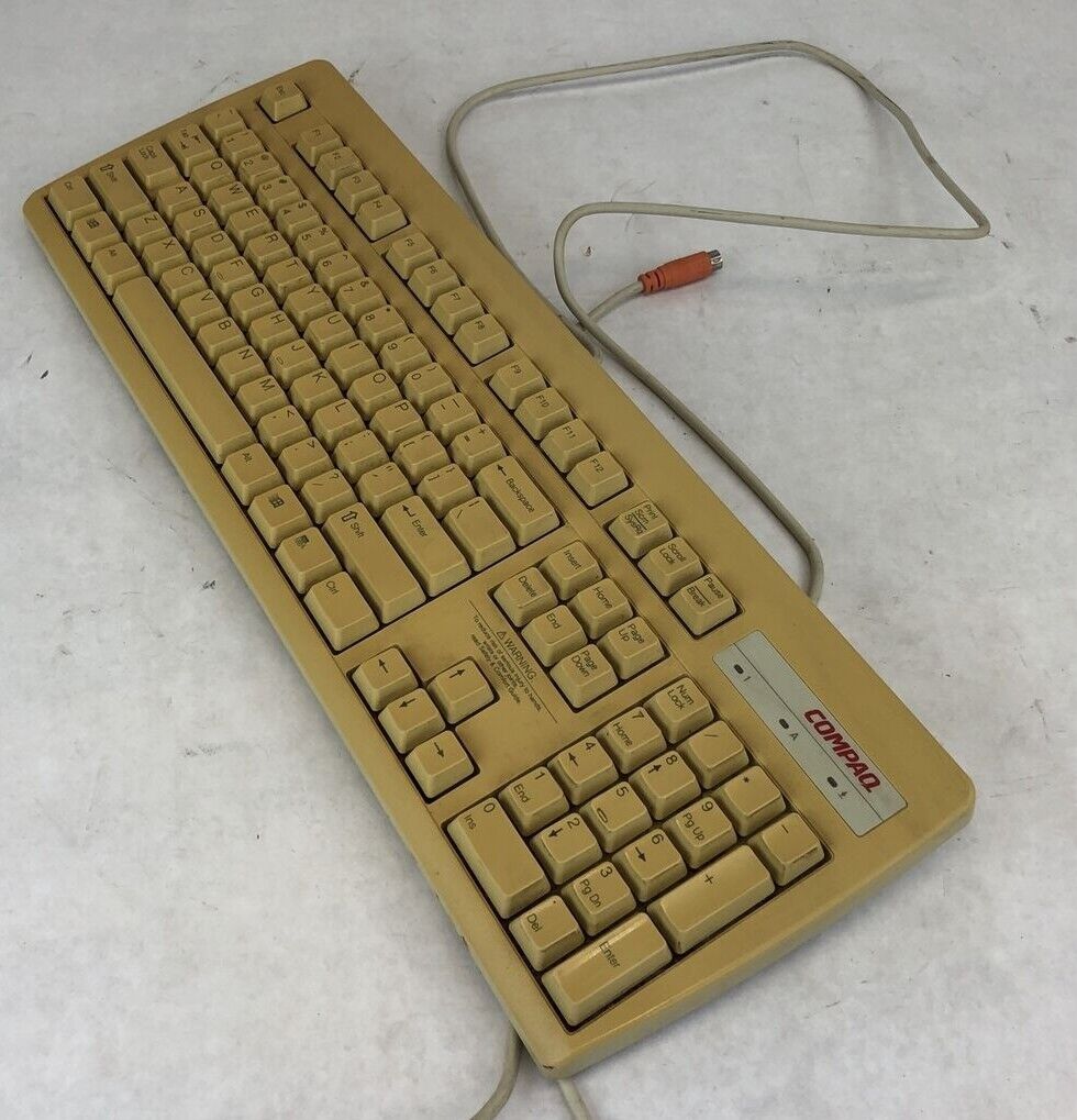 Vintage Compaq 166516-001 Wired Keyboard