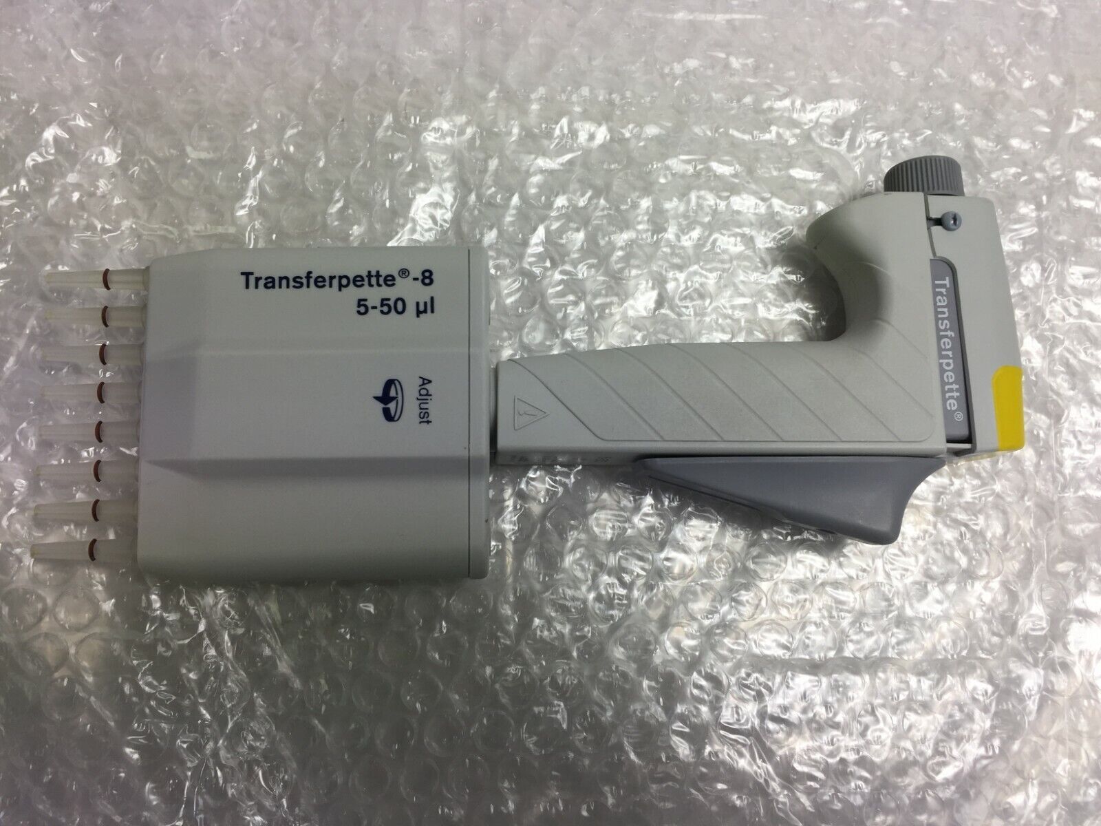 BrandTech Transferpette -8  5-50 µL