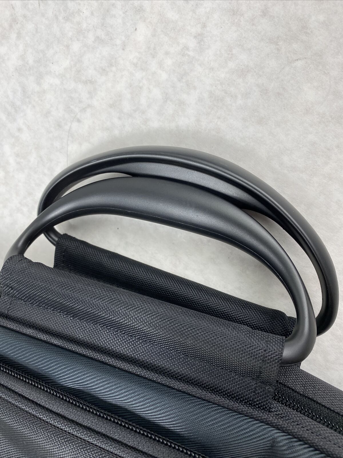 HP branded HP400-03 Top Load Laptop Shoulder Carry Case Satchel Pine Green