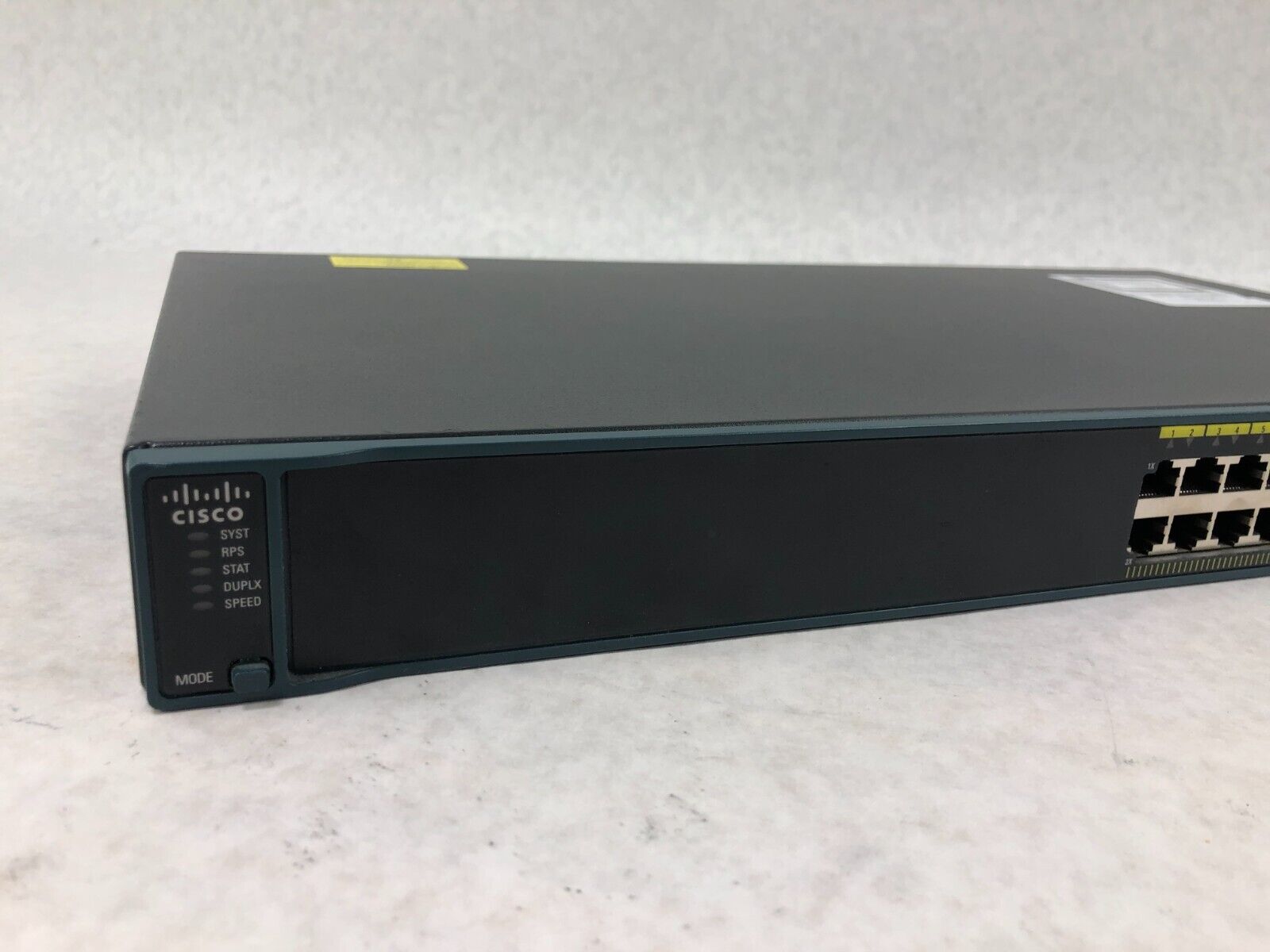 Cisco WS-C2960-24TC-L Catalyst 2960 Series 24-Port 10/100 Ethernet Switch