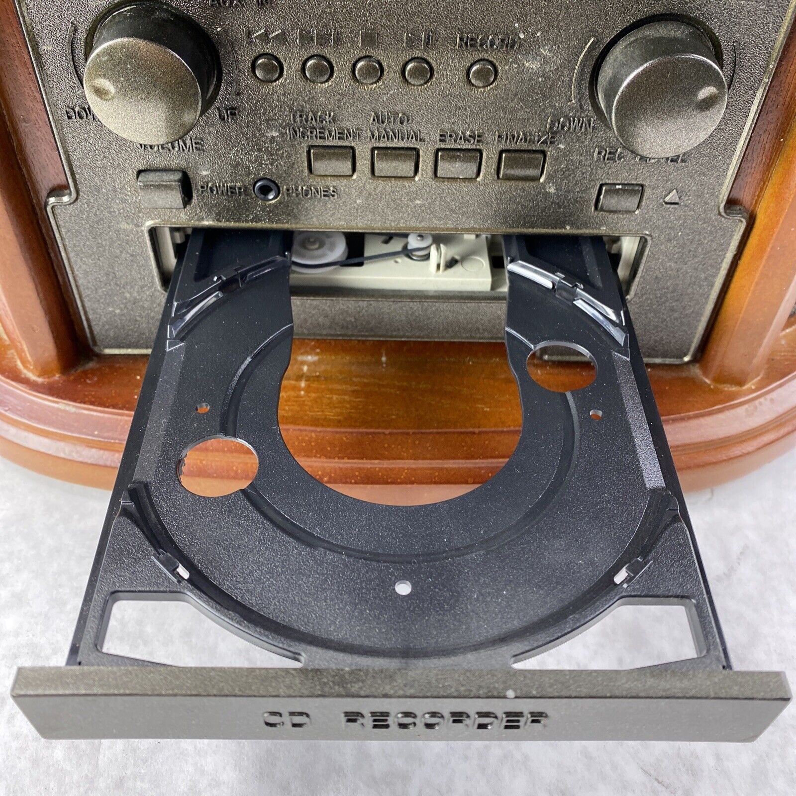 Innovative Tech ITRR-501 Wooden 5 In 1 Stereo System NEEDS REPAIR