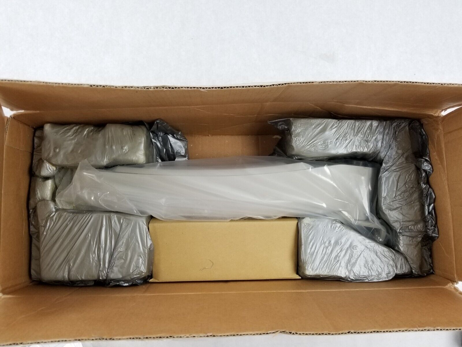Ergotron 2869-F11 44-396-180-00 HD Series Series Extender Arm
