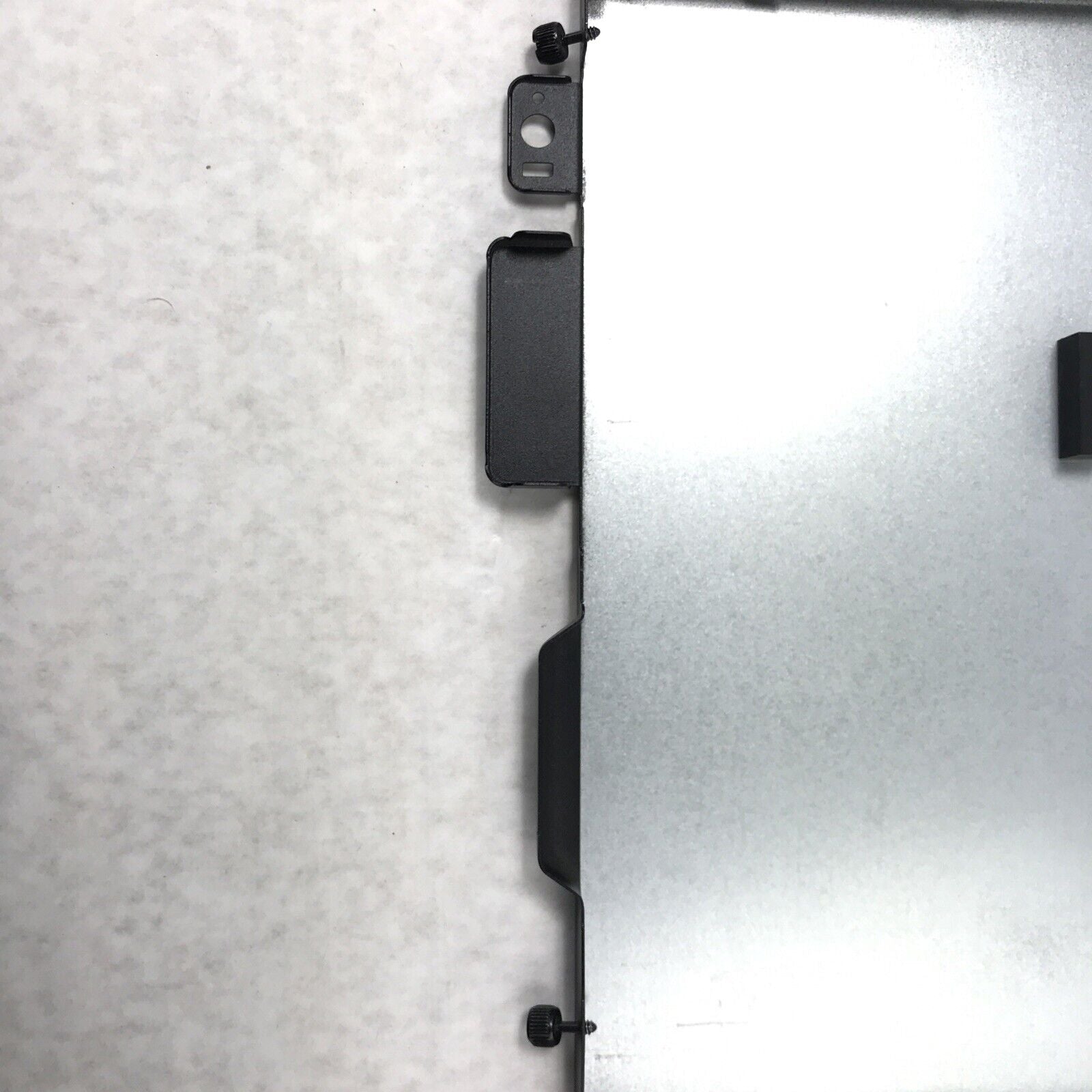 Dell Optiplex 3040 SFF Side Access Panel Door Top Cover Thumbscrews 1B33N0000