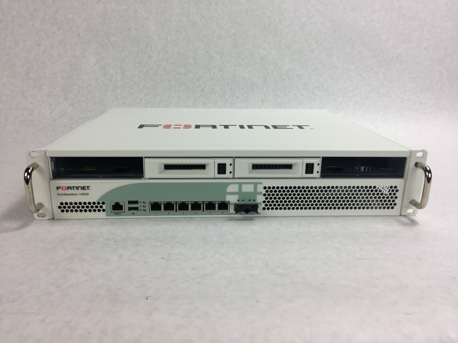Fortinet FortiSandbox 1000D  FSA-1000D-USG  No HD  No OS  Includes 2 Power Cords