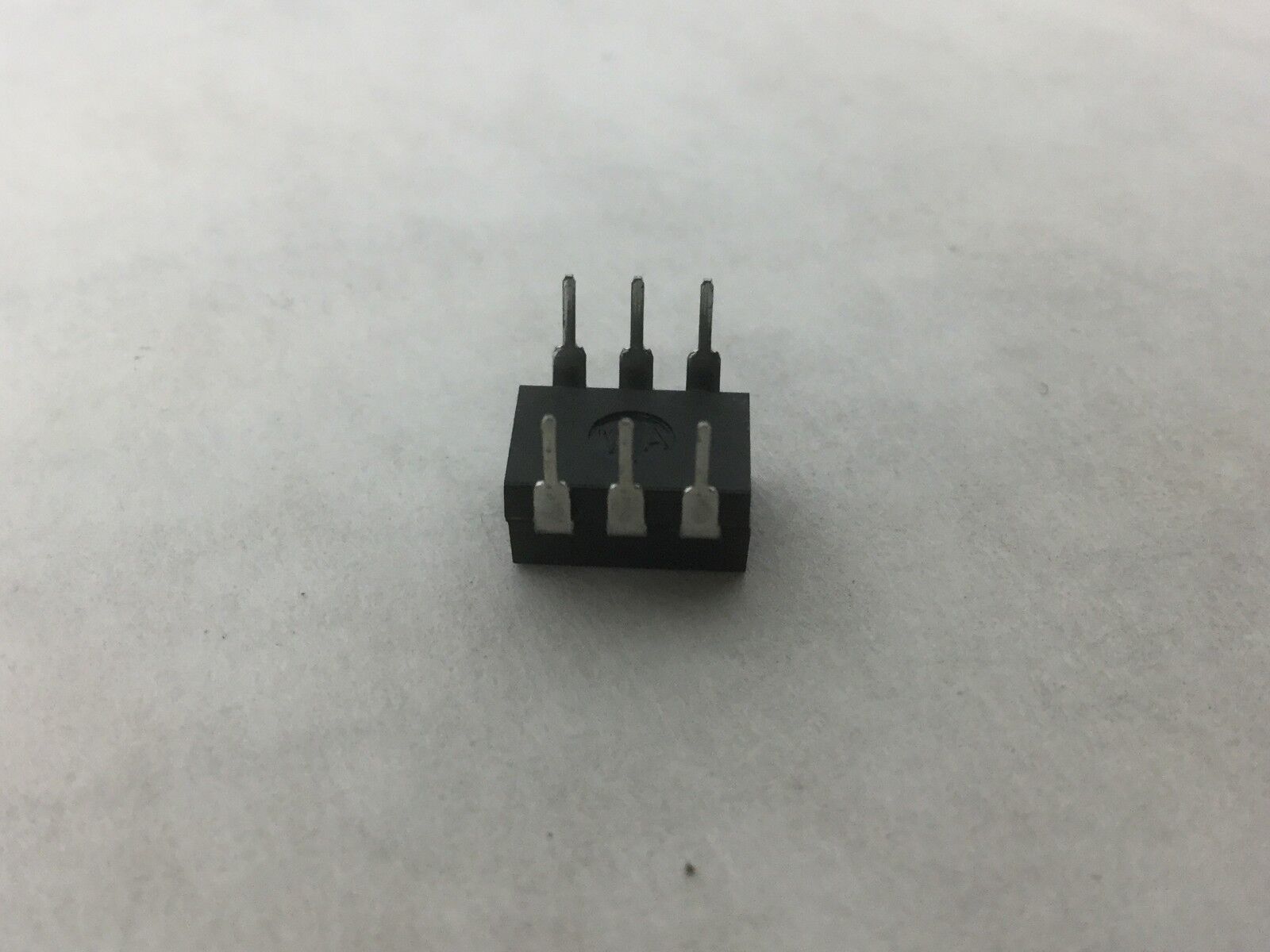 QTC CNY17-3, 6 Pin, Lot of 4, New