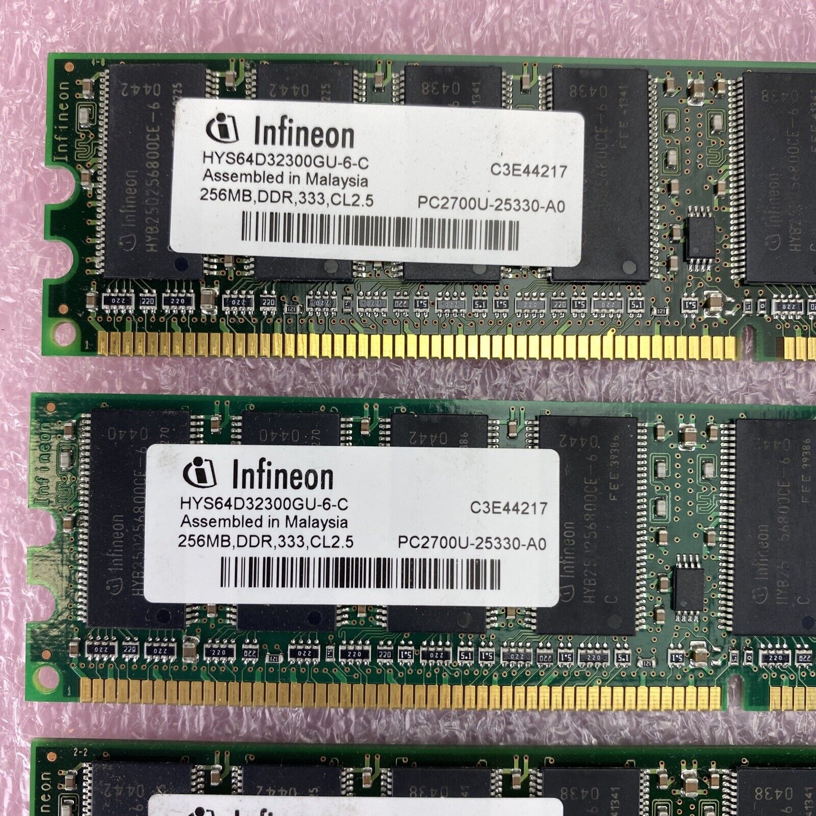 4x 256MB Infineon HYS64D32300GU-6-C 1Rx8 PC2700U CL2.5 333MHz DDR