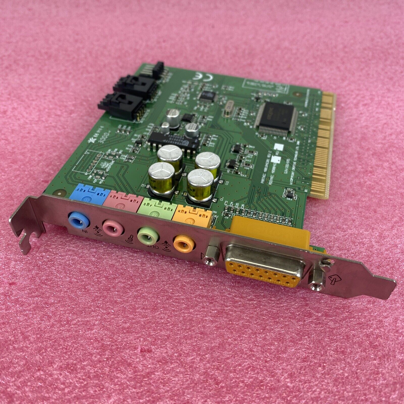 Creative Labs CT5801 RevA1 3.5mm audio MIDI I/O PCI game sound card
