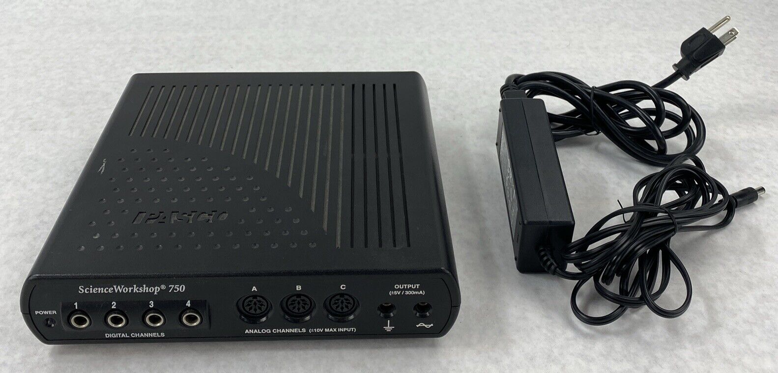 Pasco CI-7500 Scientific Workshop 750 Interface USB-B with Power Adapter