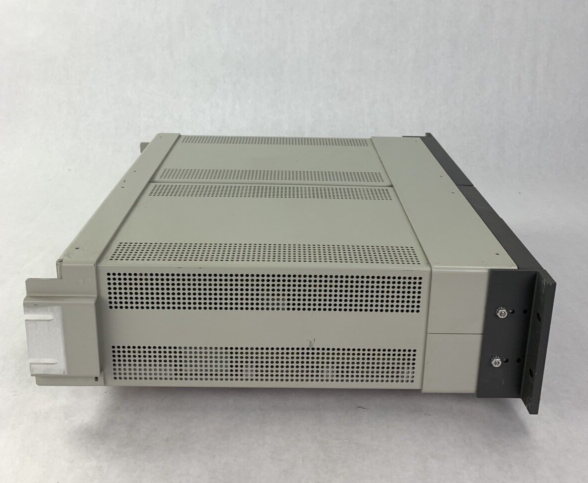 Tektronix 1750A Waveform Vector Monitor Power Tested for Parts and Repair