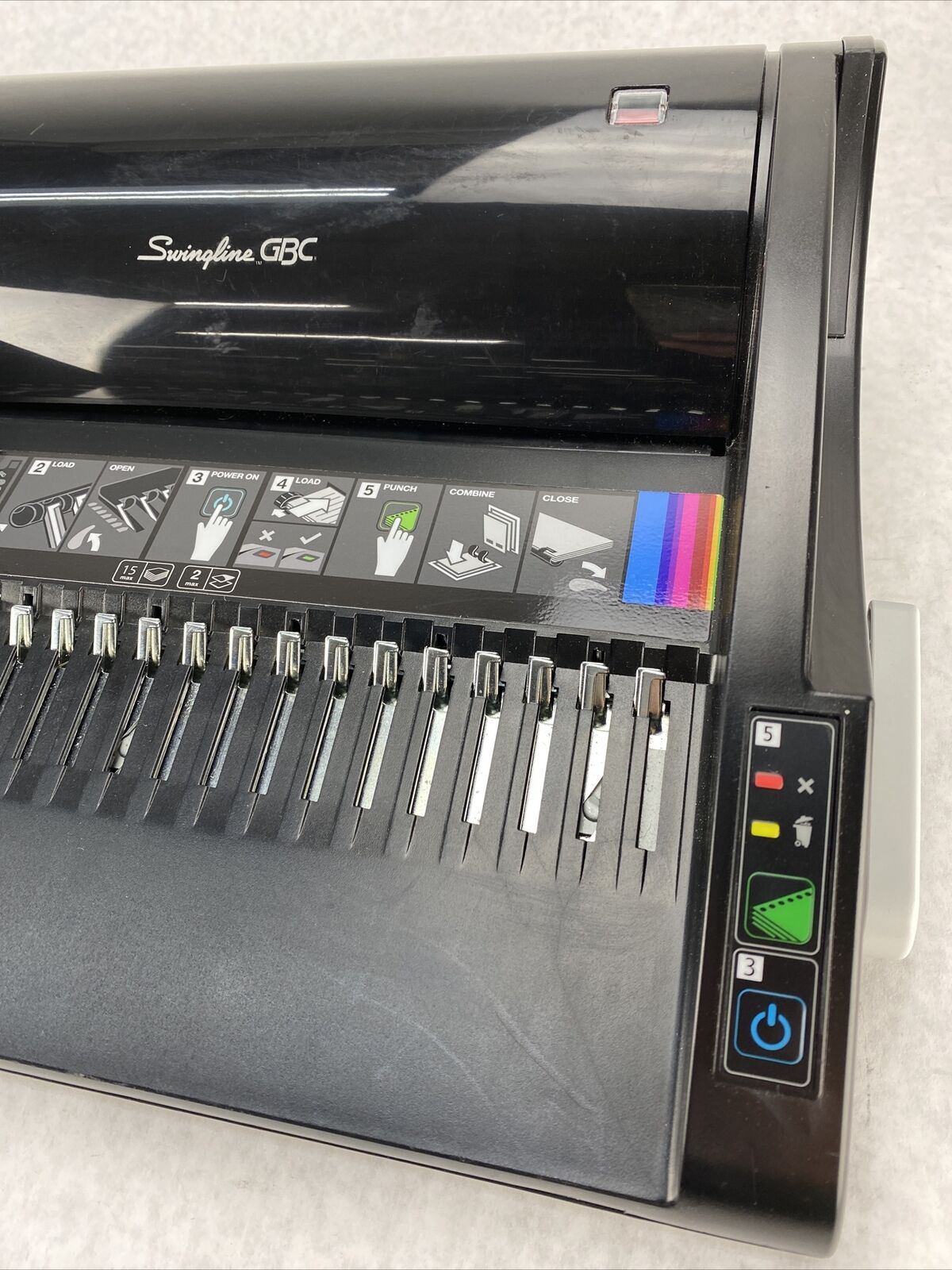 Acco 7704250C Swingline GBC CombBind C110E Binding Machine