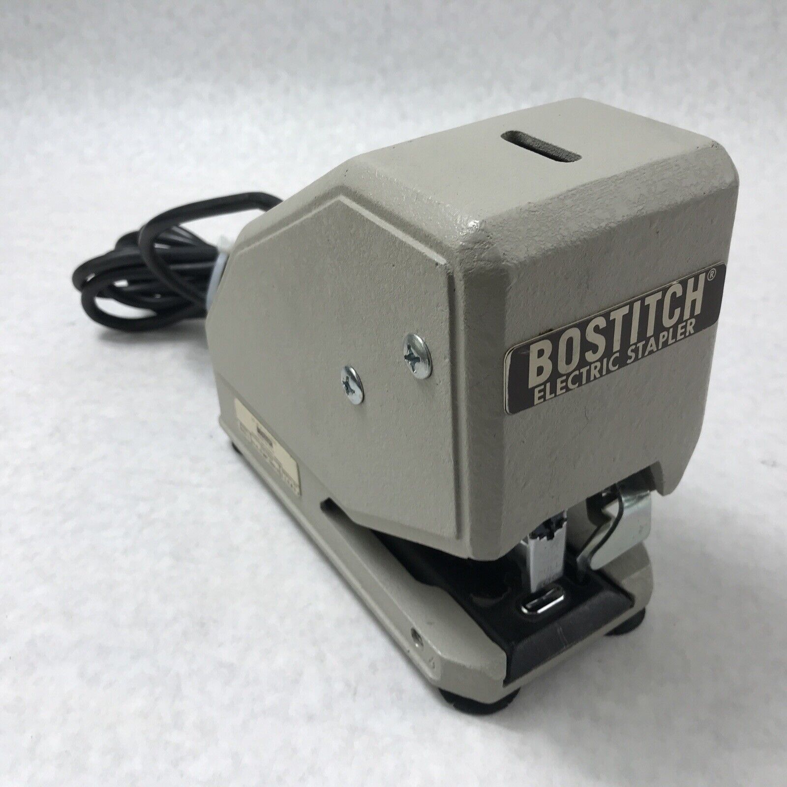 BOSTITCH B5E6J-3 electric Stapler 110V Adjustable depth SB 19 1/4 staples