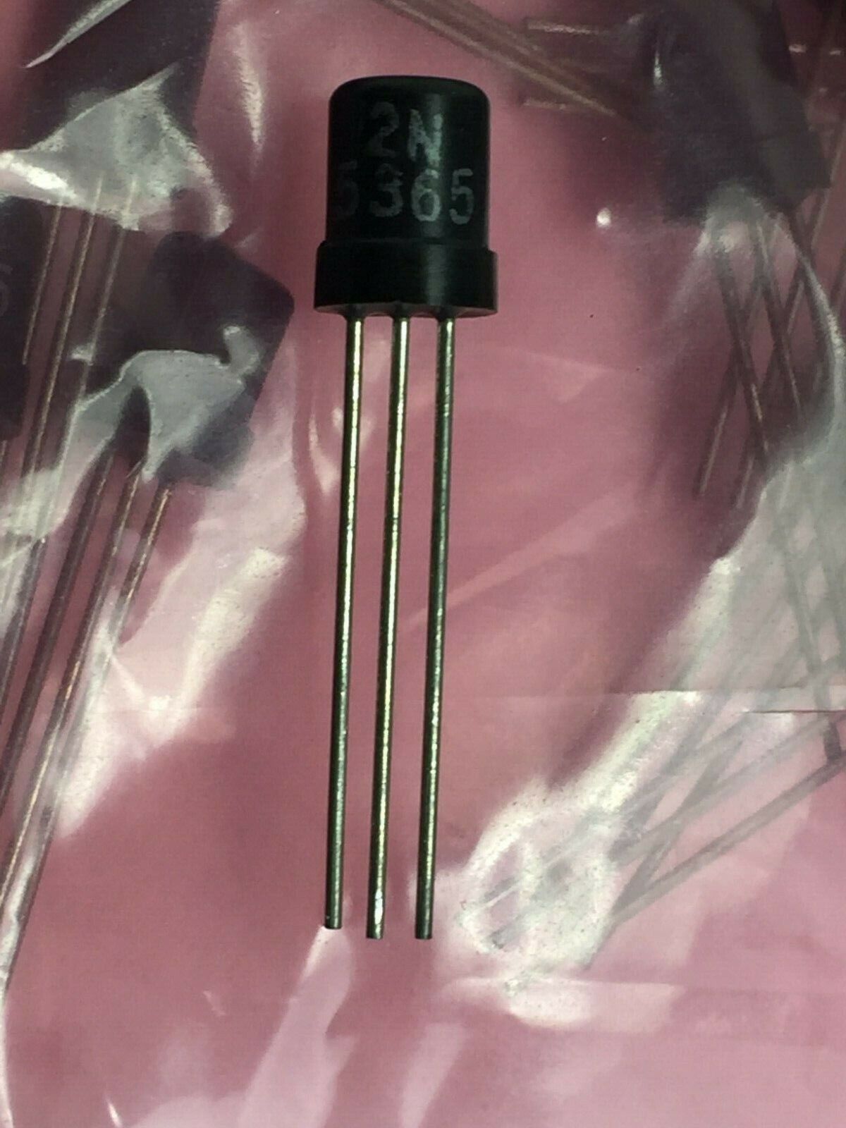 2N5365 PNP Transistor T0-92  Lot of 25