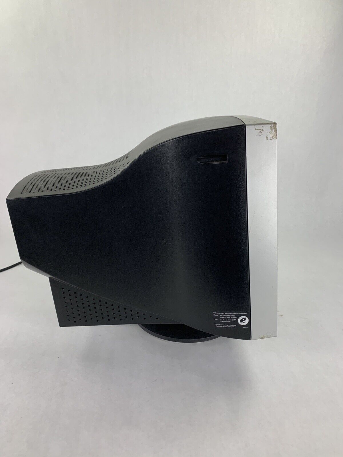 Vintage eMachines eView 1772 17 " VGA CRT Computer Monitor  Retro Gaming