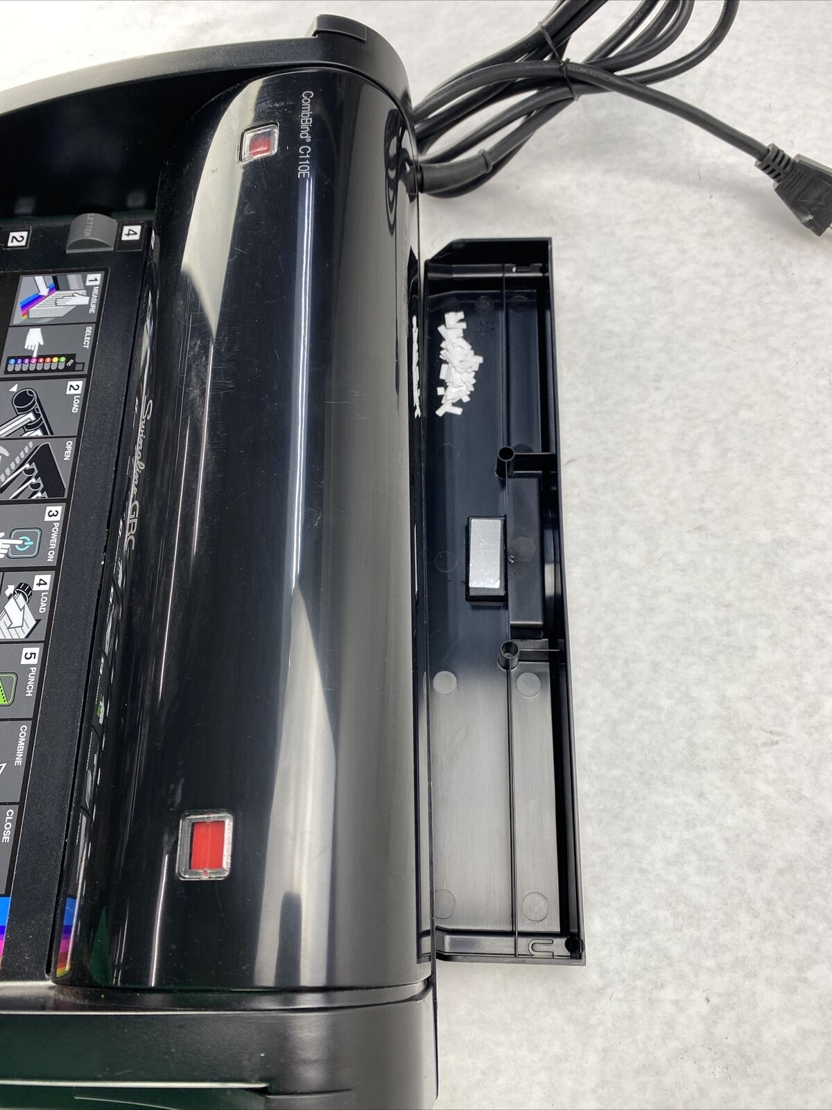 Acco 7704250C Swingline GBC CombBind C110E Binding Machine