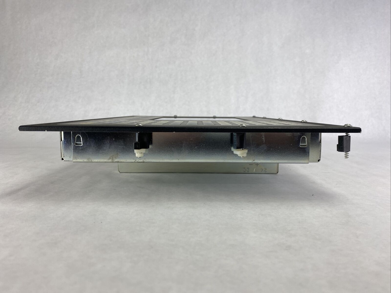 Leukhardt Systemelektronik 6335232 19" Terminal-K 19-36 VDC Interface Panel