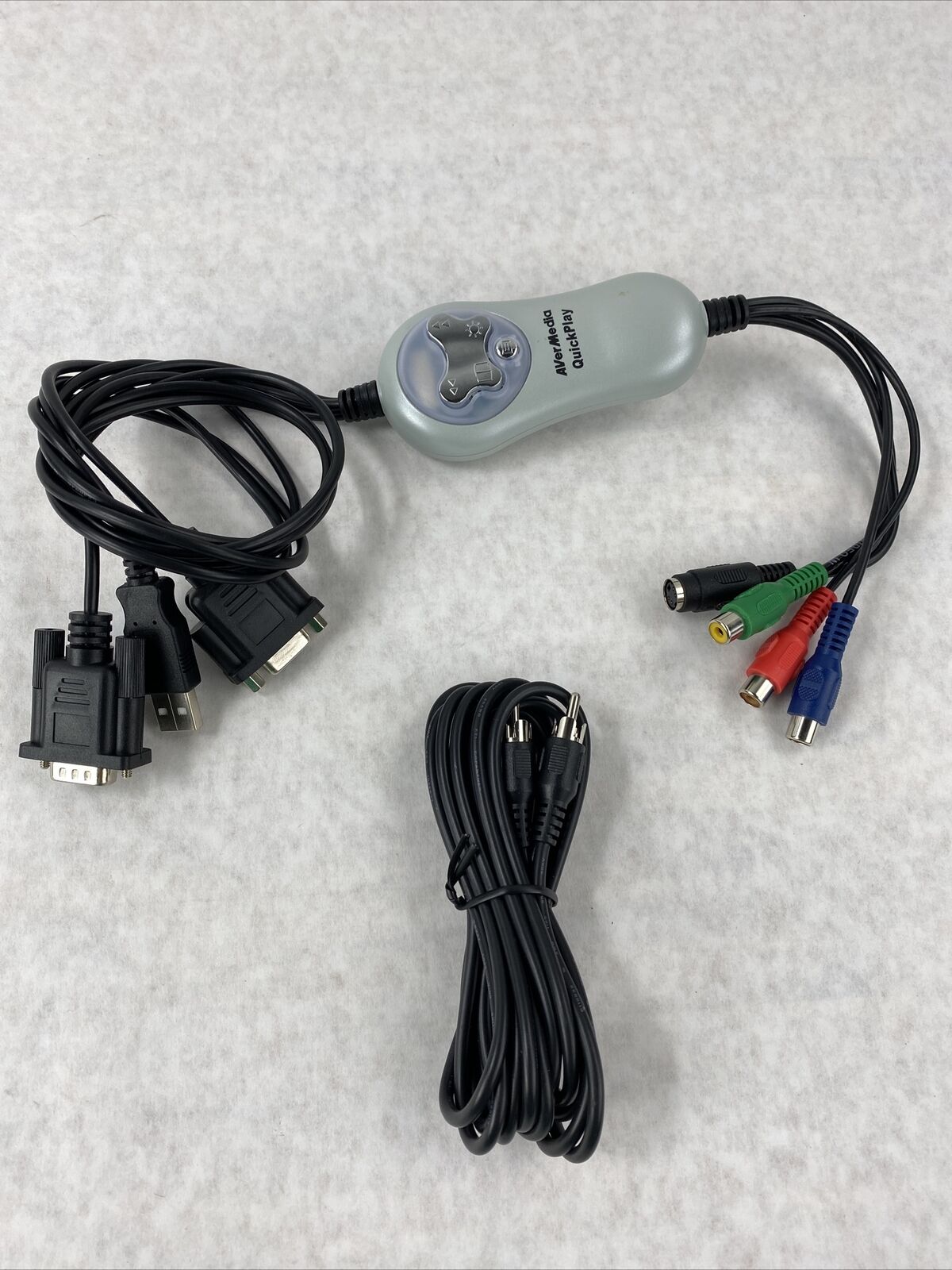 AVerMedia QuickPlay PC VGA Dsub to TV S-Video RCA Converter UNTESTED