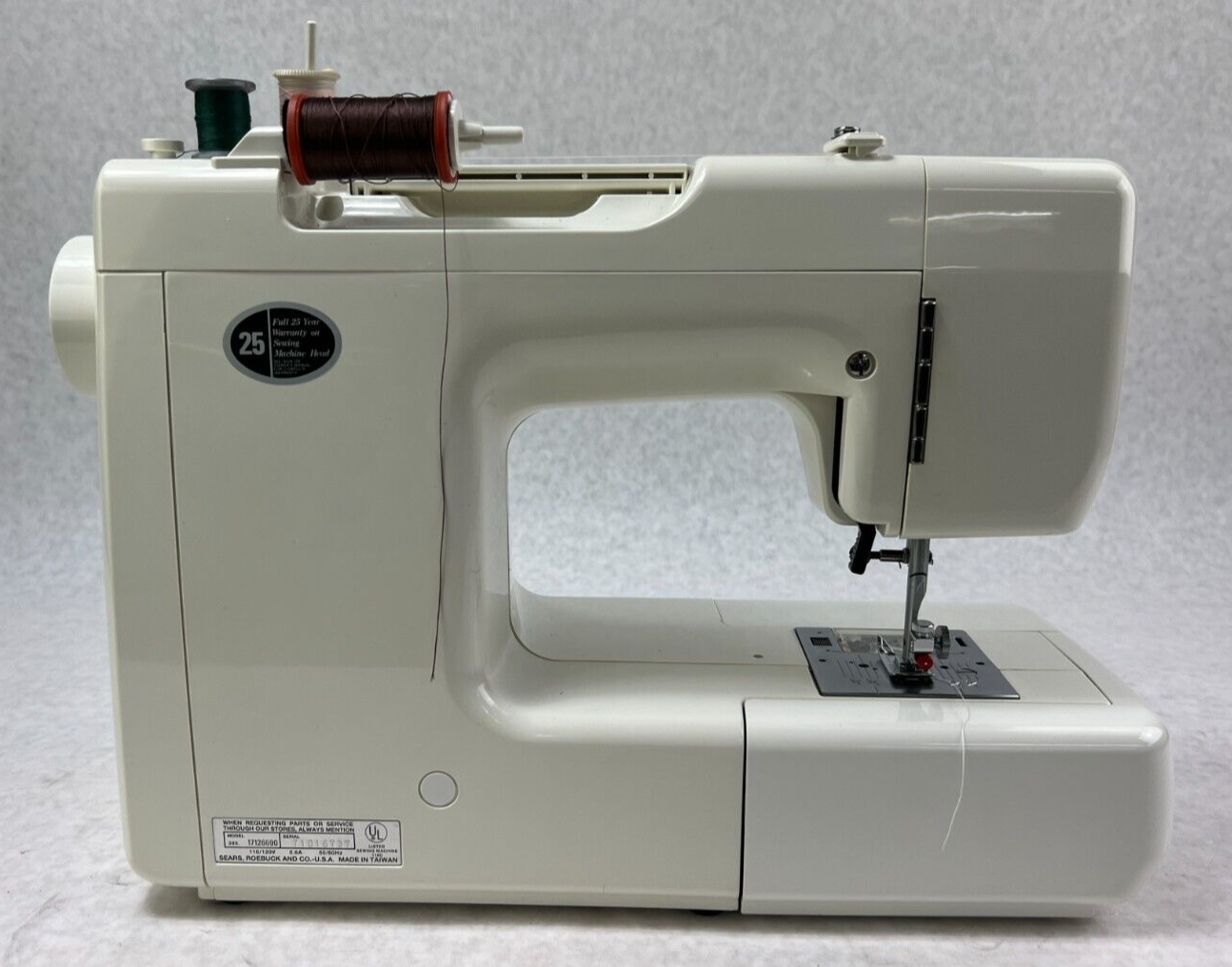 Kenmore 385 17126690 Sewing Machine W/ Case